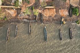 Boat Ride and Crescent Island Tour