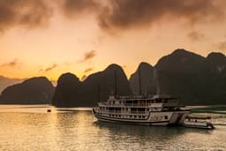 Halong Bay Cruise