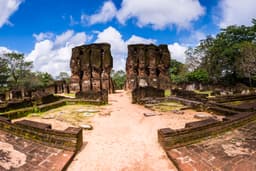 Polonnaruwa Tour