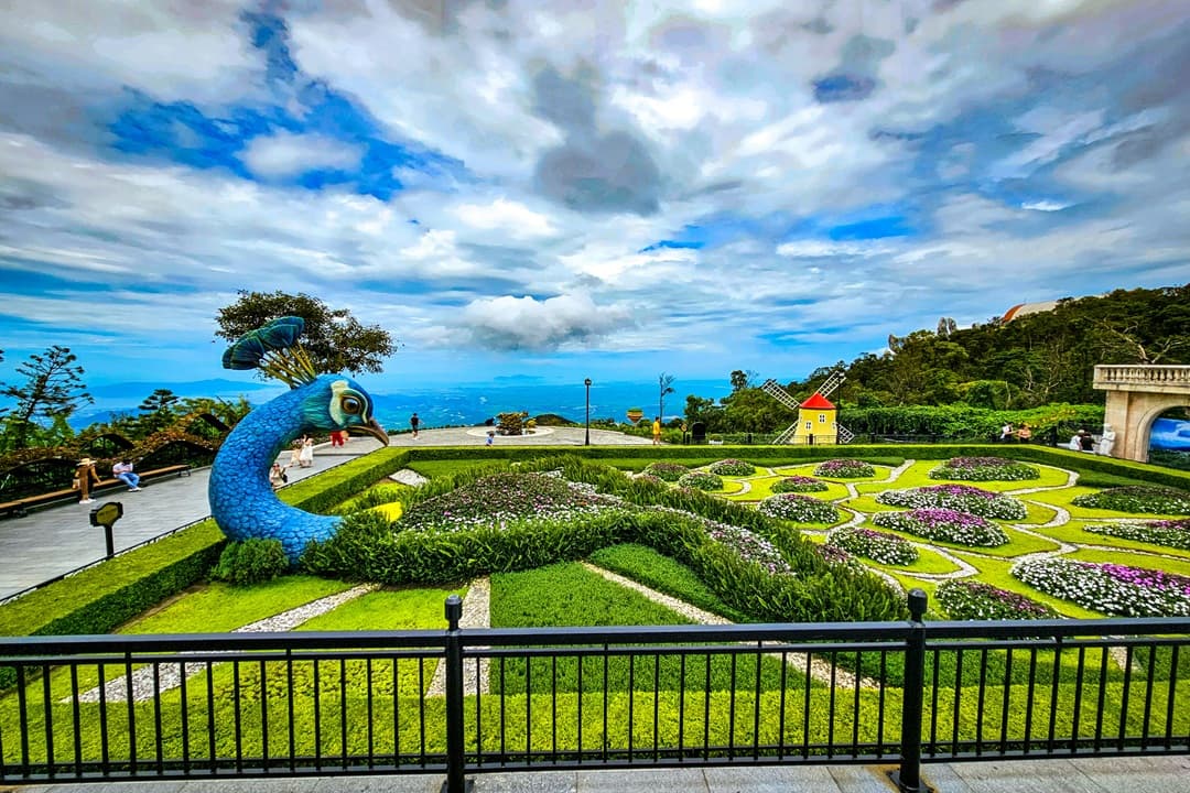 Bana Hills Tour media 1