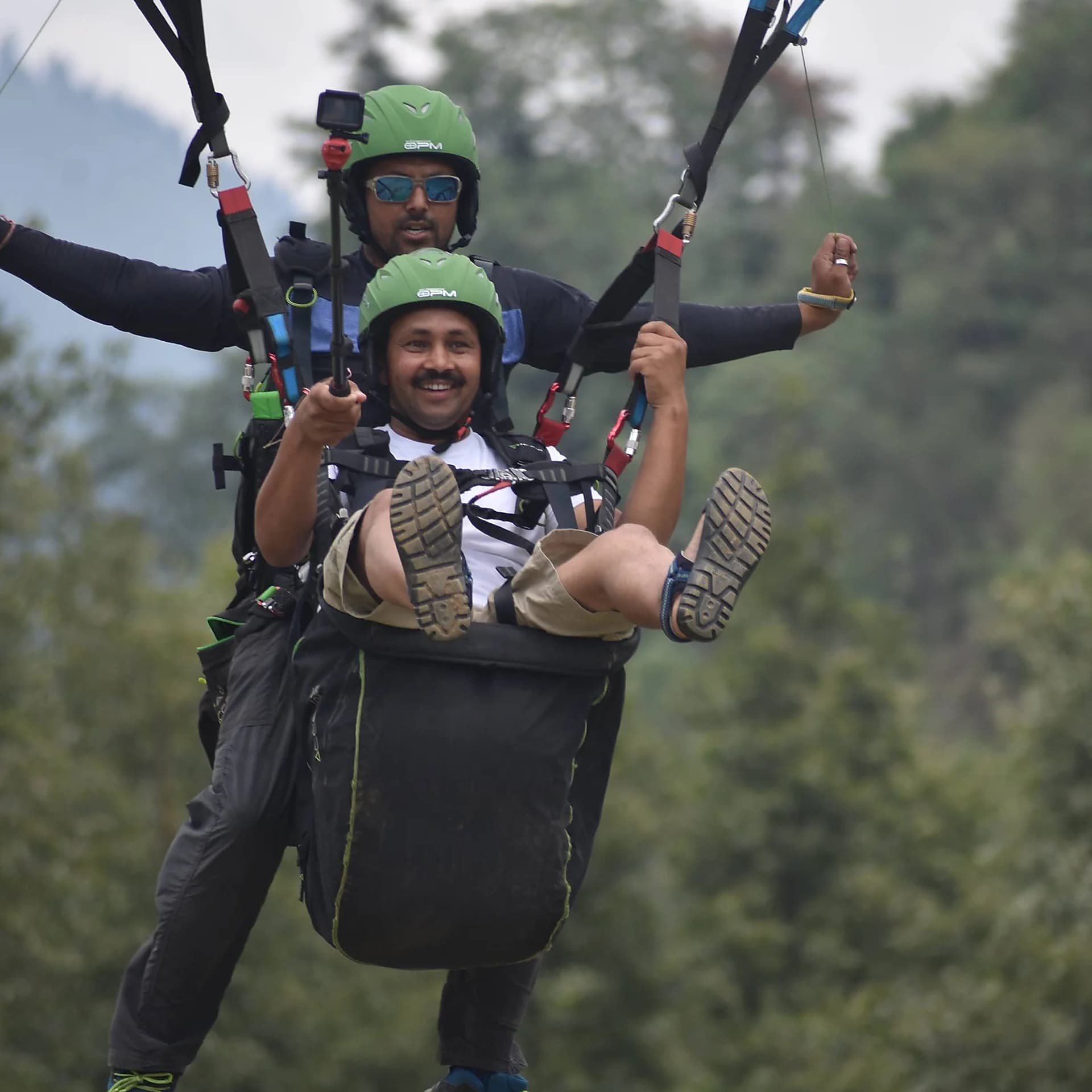 https://prod-proton-public-assets.s3.amazonaws.com/media/operators/products/KSTEXWKV5LQI/79/paraglidin_BA5737DFE2BD.jpg